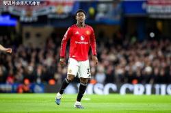 世界杯官方买球app -一日英超动向：曼联利物浦争夺小孔塞桑，阿森纳战马竞很吸睛